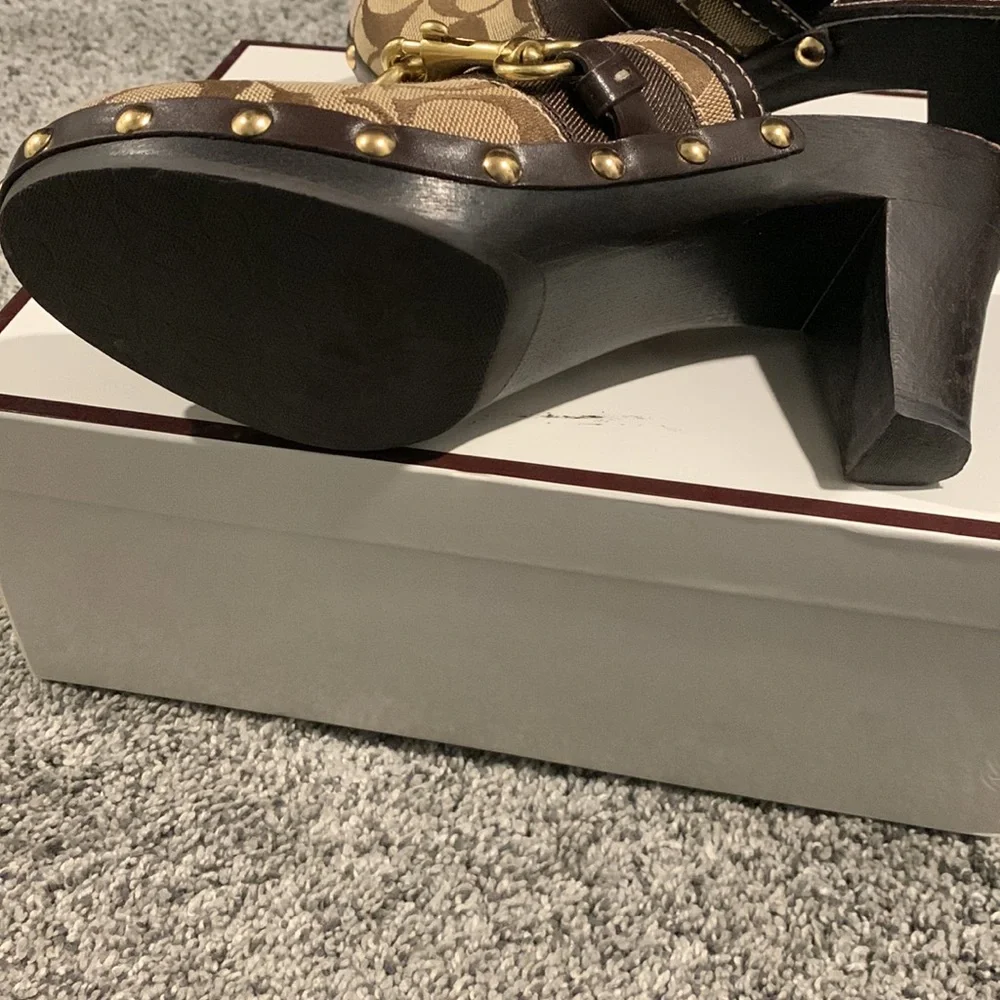 Coach clogs. Size 7.5. Rarely seen. - Picture 5 of 5